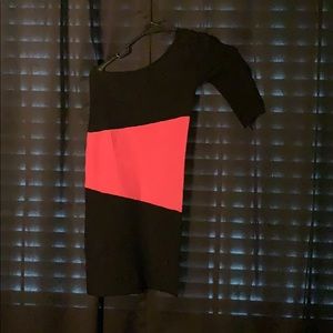 Black and pink one sleeve bandage fitted stretch